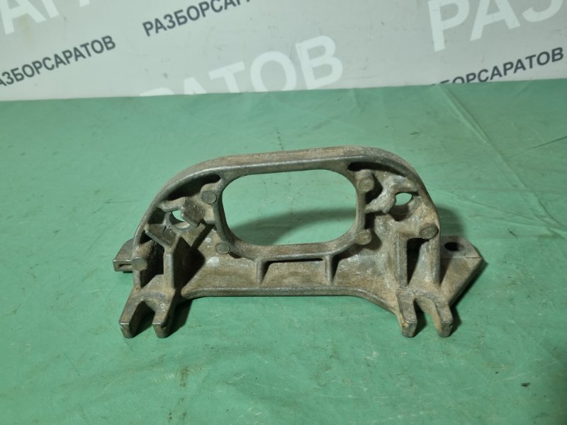 Кронштейн КПП Renault Logan 2007