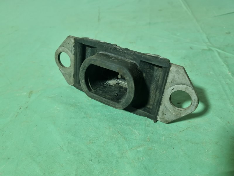 Опора КПП Renault Logan 2007