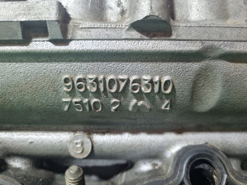 Головка блока цилиндров Citroen C5 2002 хэтчбек