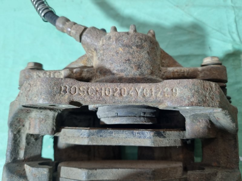 Суппорт тормозной Peugeot 206 2004 хэтчбек