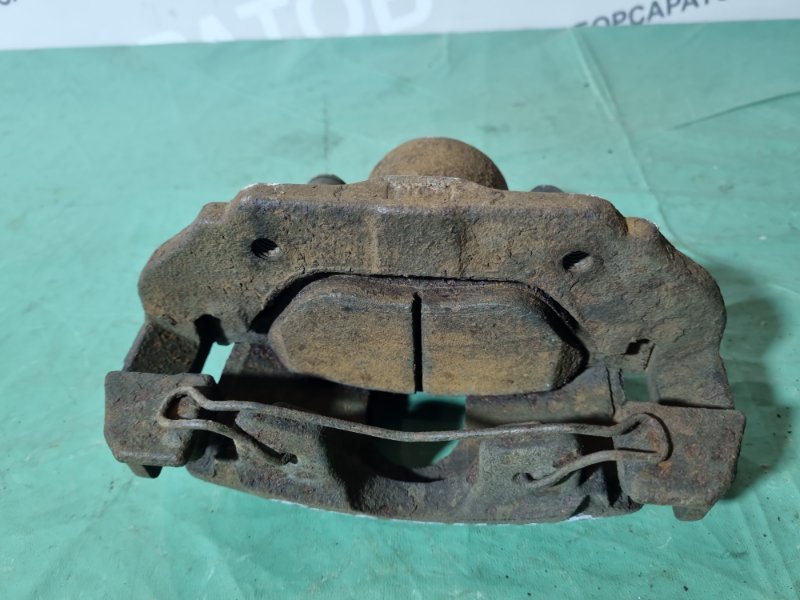 Суппорт тормозной Ford Fiesta 2007 хэтчбек 5 дв.