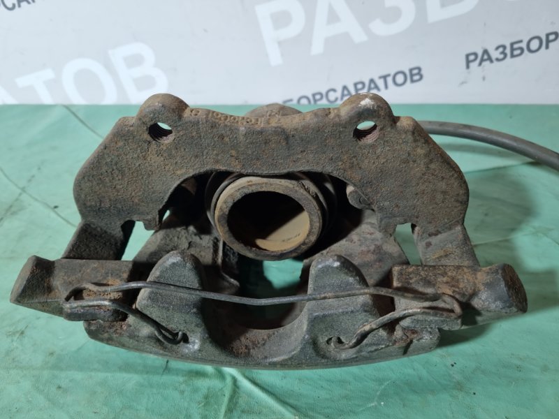 Суппорт тормозной Ford Kuga 2008