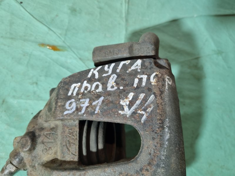 Суппорт тормозной Ford Kuga 2008