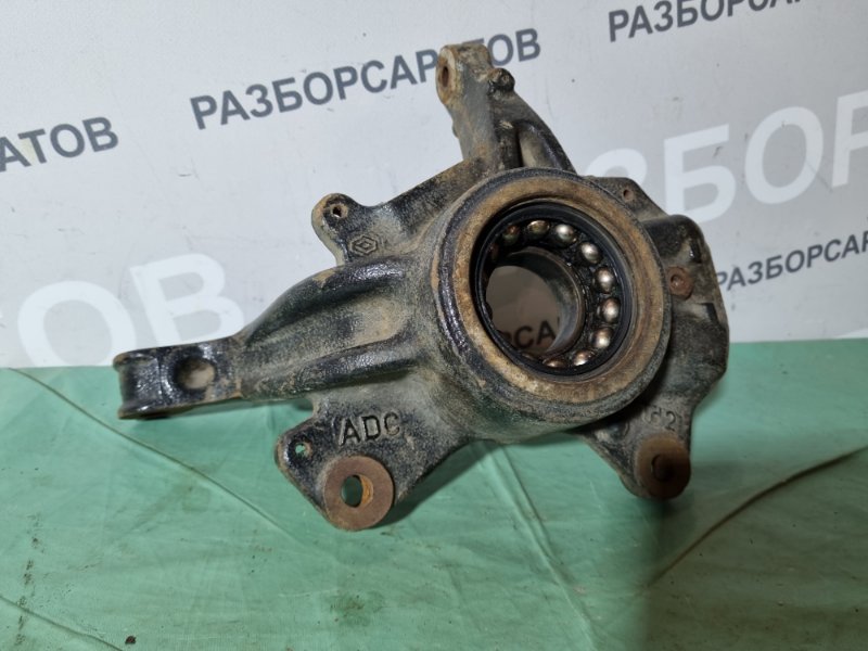 Кулак поворотный Renault Fluence 2010