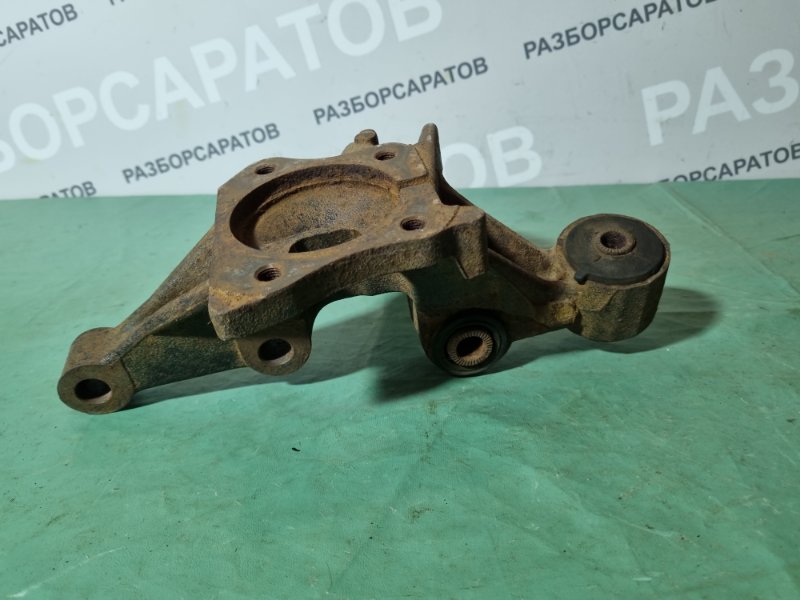 Кулак поворотный Toyota Camry 2004 седан
