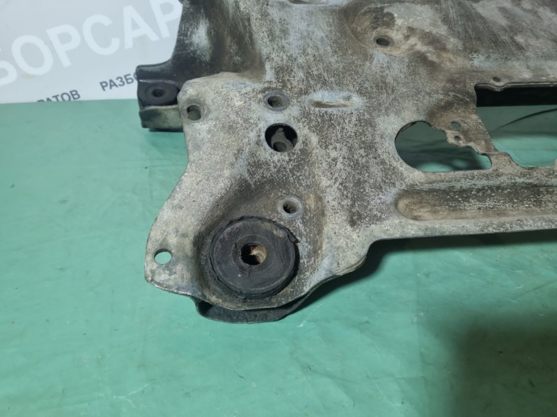 Подрамник передний Citroen C5 2002 хэтчбек