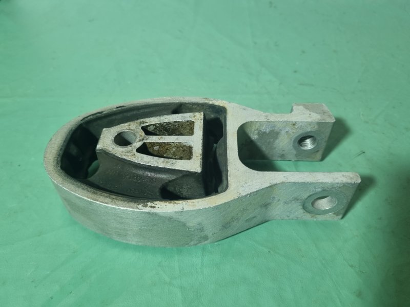 Подушка кпп Ford Galaxy 2006