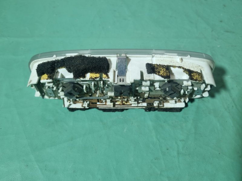 Плафон салонный Ford Galaxy 2006