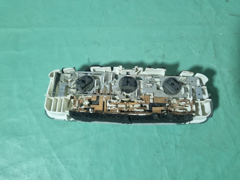 Плафон салонный Ford Galaxy 2006