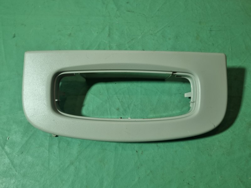 Накладка под фонарь Ford Galaxy 2006