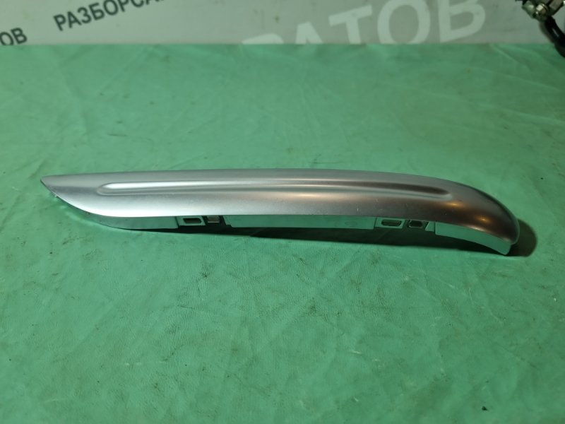 Накладка ручки внутренней Ford Galaxy 2006