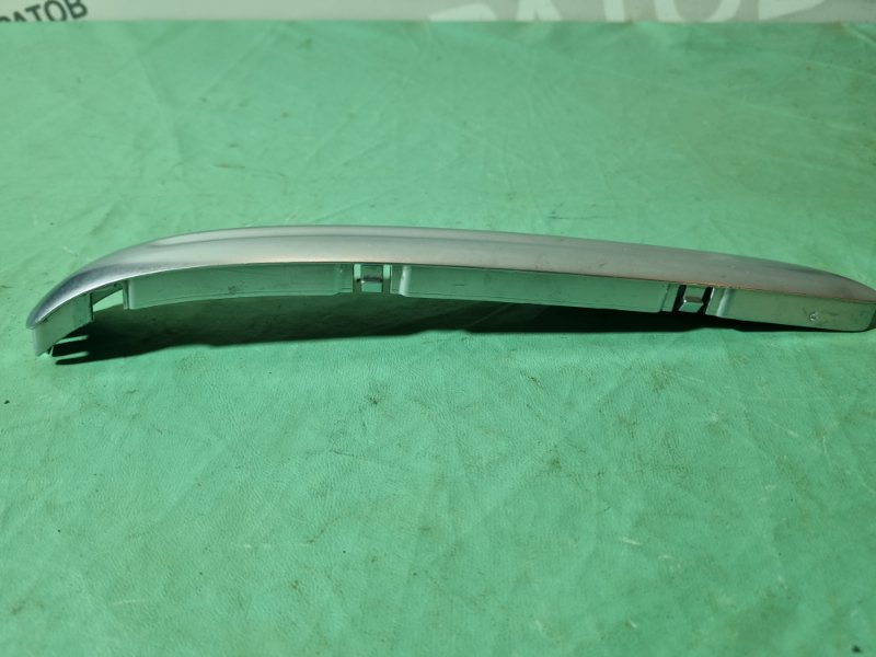 Накладка ручки внутренней Ford Galaxy 2006