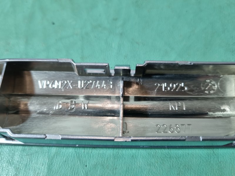 Накладка ручки внутренней Ford Galaxy 2006