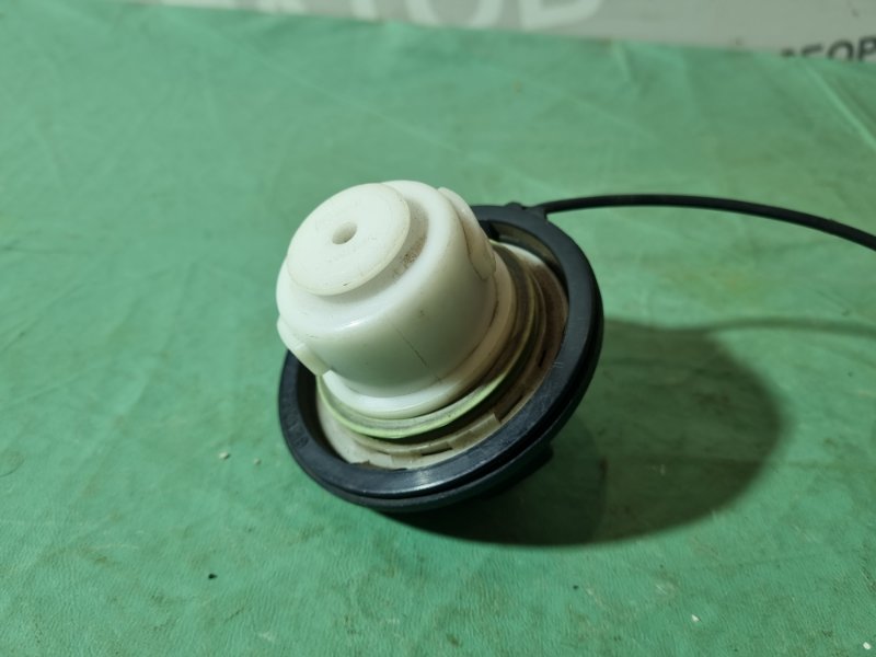 Пробка бензобака Ford Galaxy 2006