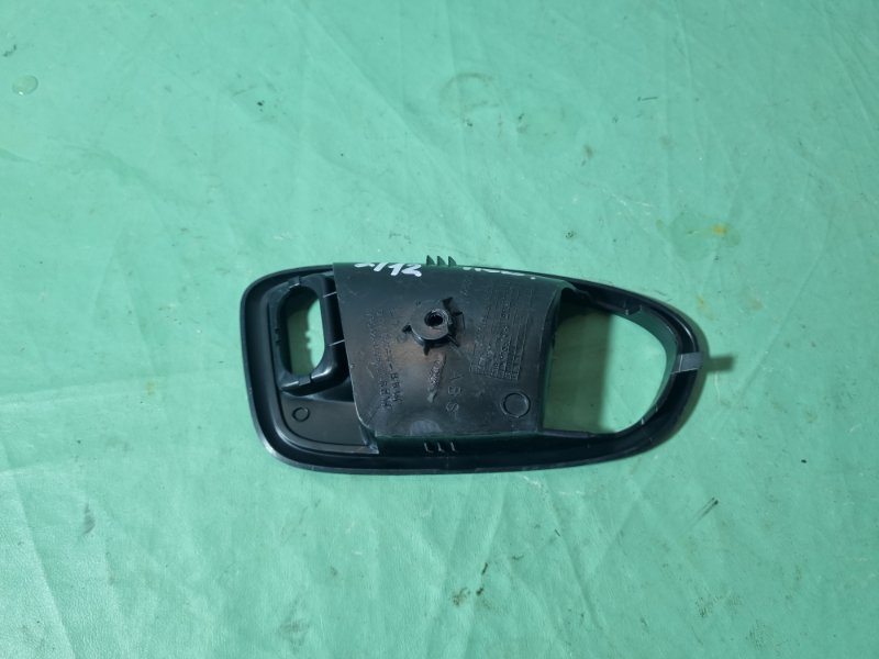Накладка ручки внутренней Ford Galaxy 2006