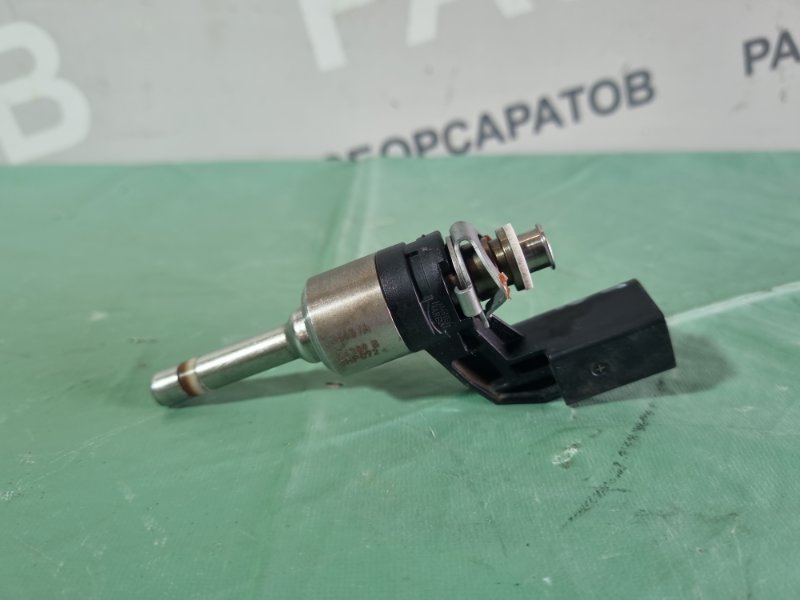 Форсунка топливная Volkswagen Golf 6 2011 хэтчбек 5 дв.