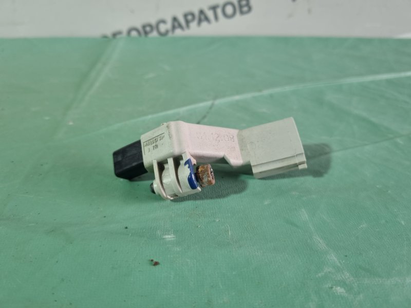 Датчик коленвала Volkswagen Golf 6 2011 хэтчбек 5 дв.