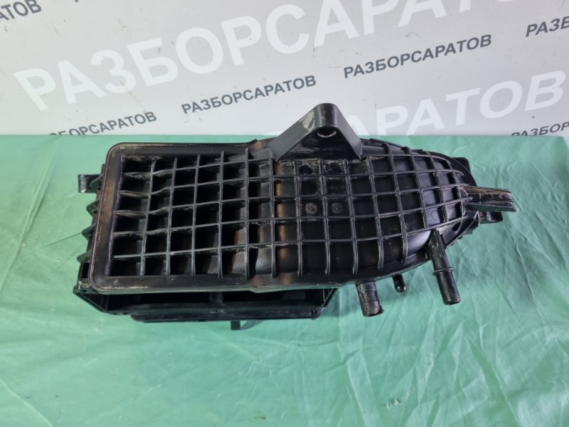 Коллектор впускной Volkswagen Golf 6 2011 хэтчбек 5 дв.