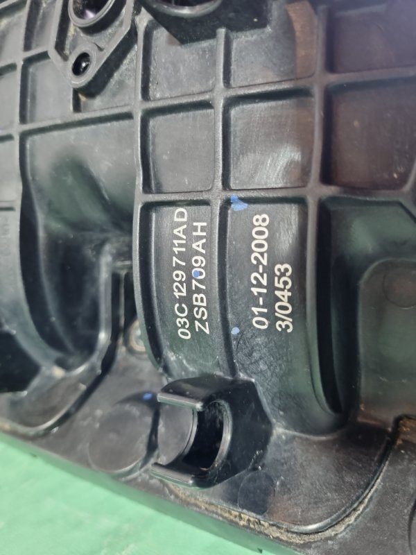 Коллектор впускной Volkswagen Golf 6 2011 хэтчбек 5 дв.