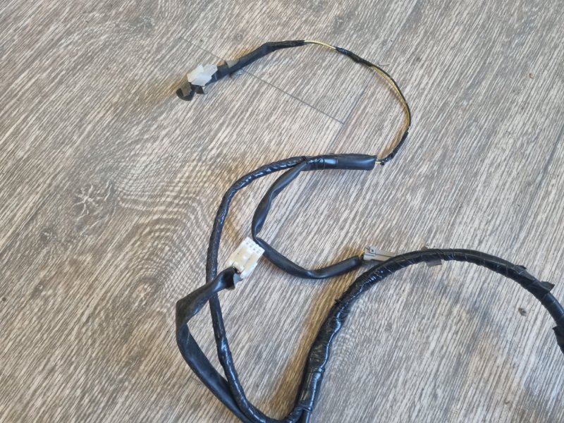 Проводка потолка Nissan Tiida C11 2013