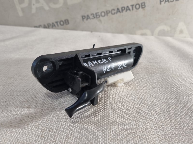 Кнопка крышки багажника Mitsubishi Lancer 10 2008 лифтбэк