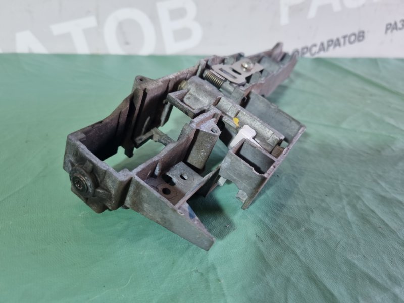Кронштейн ручки двери наружной Citroen C4 2005 хэтчбек 5 дв.