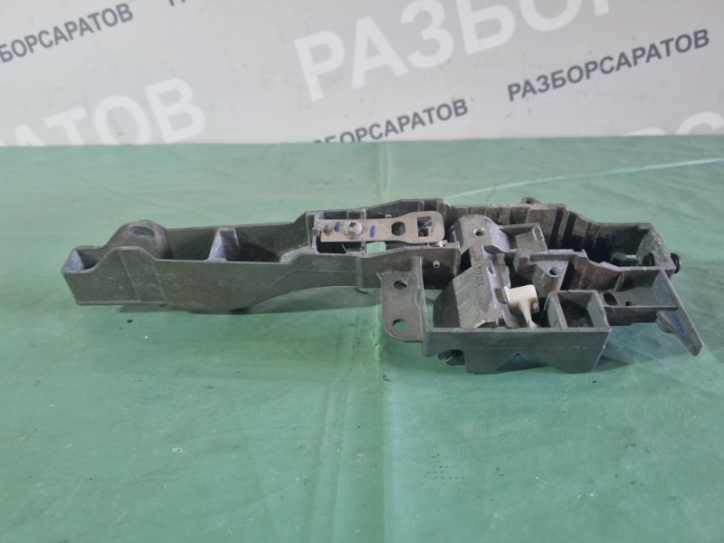 Кронштейн ручки двери наружной Citroen C4 2005 хэтчбек 5 дв.