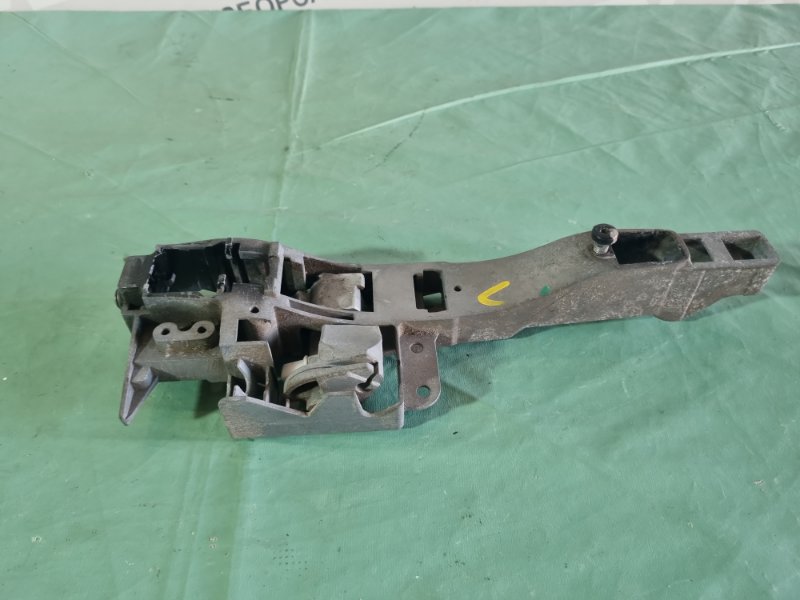 Кронштейн ручки двери наружной Citroen C4 2005 хэтчбек 5 дв.