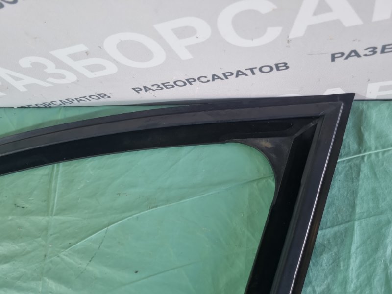 Уплотнитель стекла двери Citroen C4 2005 хэтчбек 5 дв.
