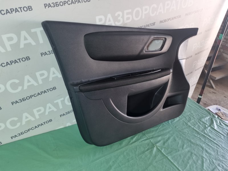 Обшивка двери передней левой Citroen C4 2005 хэтчбек 5 дв.