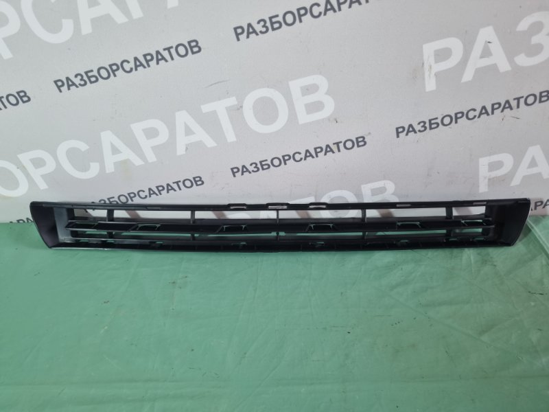 Решетка бампера центральная Citroen C4 2005 хэтчбек 5 дв.