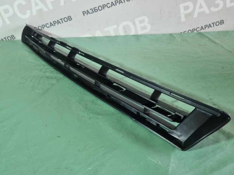 Решетка бампера центральная Citroen C4 2005 хэтчбек 5 дв.
