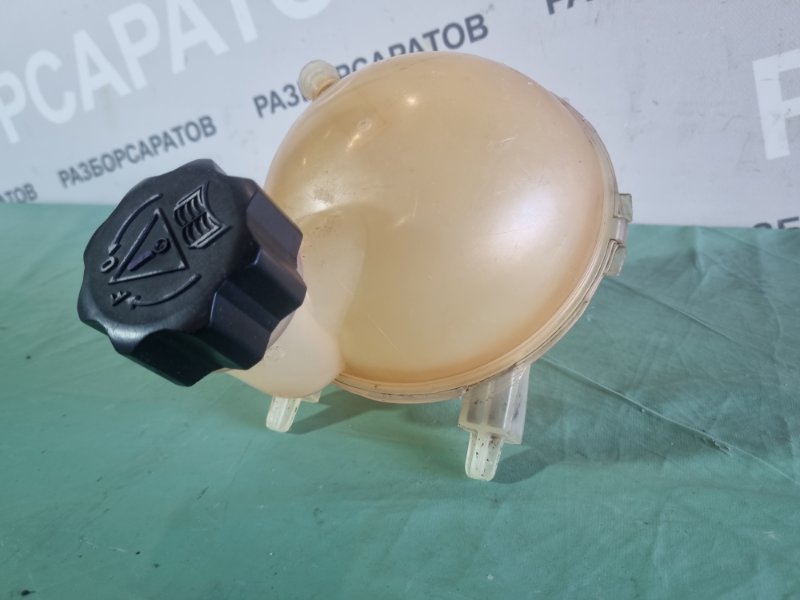 Бачок расширительный с крышкой Citroen C4 2005 хэтчбек 5 дв.