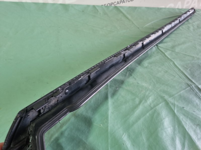Накладка стекла наружная Citroen C4 2005 хэтчбек 5 дв.