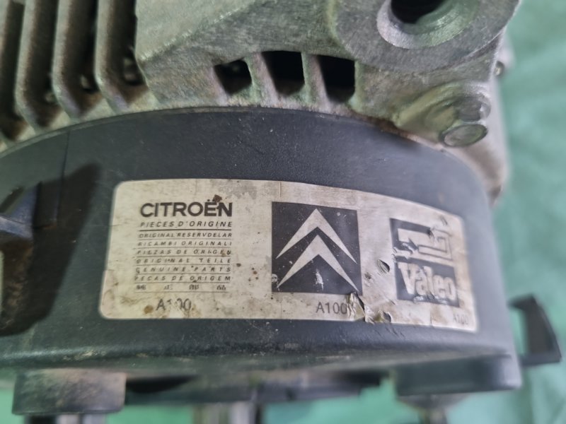 Генератор Citroen C5 2002 хэтчбек