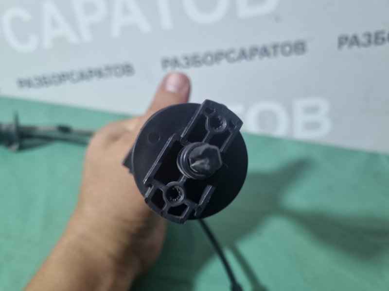 Трос капота Renault Logan 2007