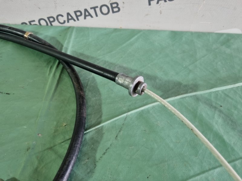 Трос стояночного тормоза Toyota Camry 2004 седан