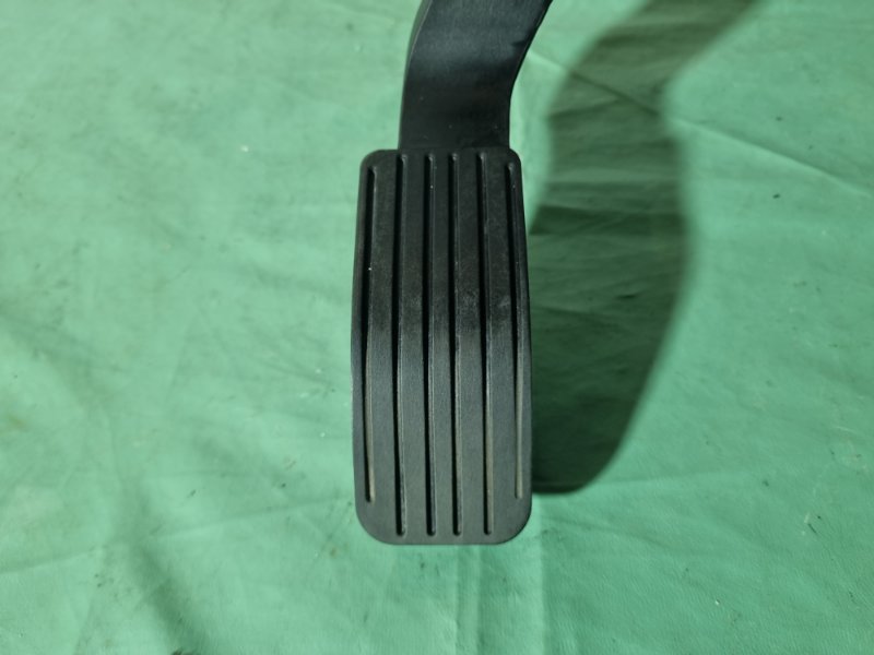 Педаль газа Citroen C4 2005 хэтчбек 5 дв.
