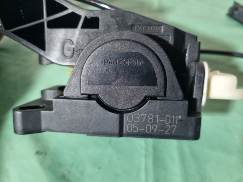 Педаль газа Citroen C4 2005 хэтчбек 5 дв.