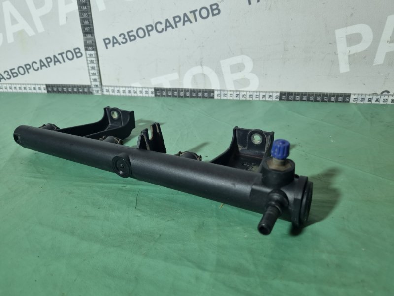 Рампа топливная Citroen C4 2005 хэтчбек 5 дв.