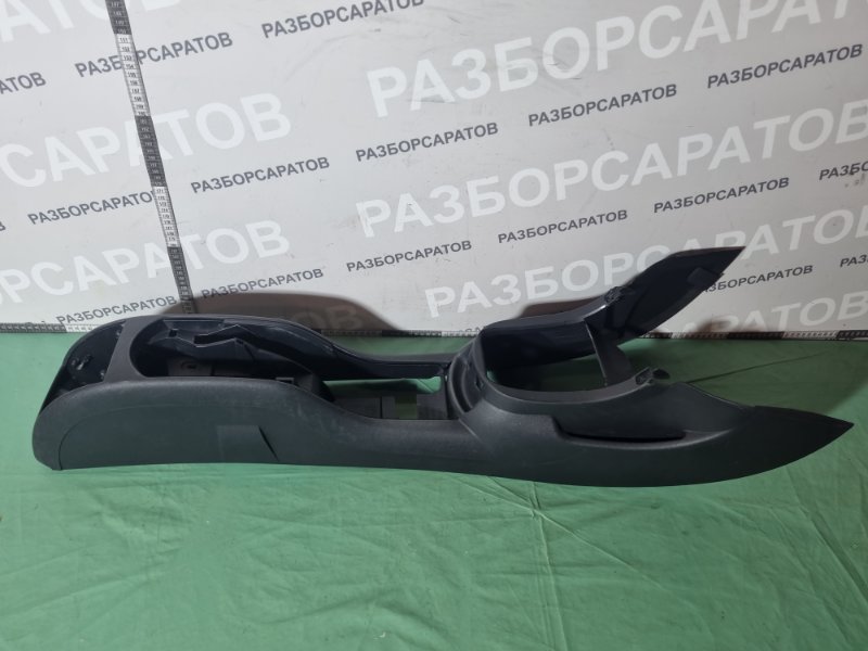 Консоль между сидений Citroen C4 2005 хэтчбек 5 дв.