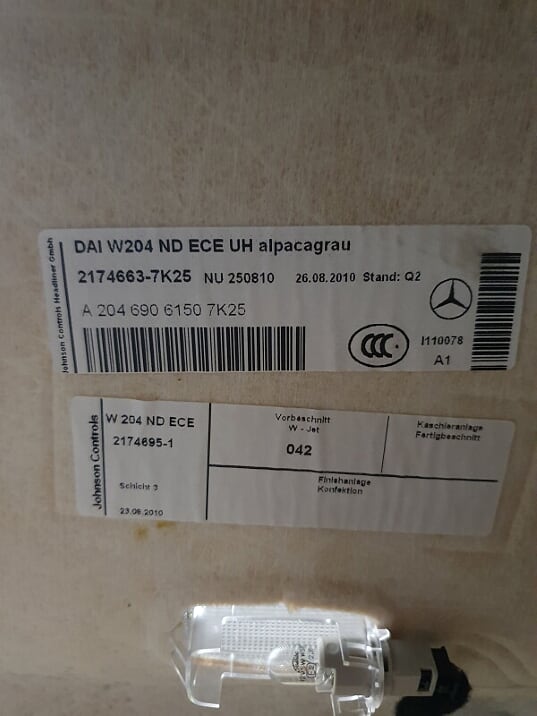 Обшивка потолка Mercedes-Benz C-Class 2010 W204
