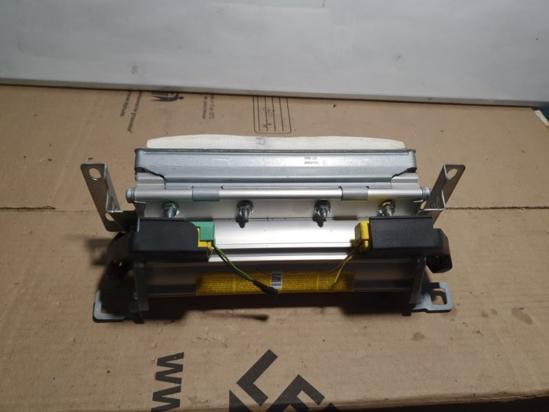 Подушка безопасности (Airbag) Volkswagen Touareg 2007 7L6
