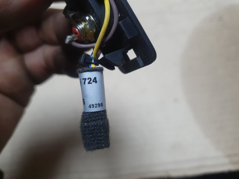 Разъем AUX Volkswagen Touareg 2007 7L6