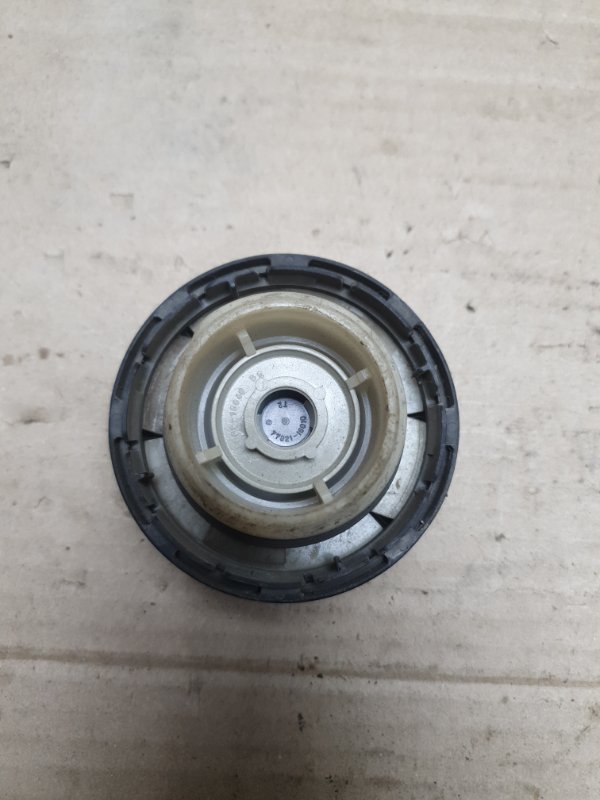 Крышка бензобака Toyota Mazda Mitsubishi Nissan Subaru Honda