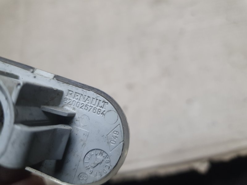 Повторитель поворота Renault Duster 2010 2008 - 2012