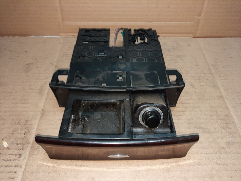 Пепельница Mercedes-Benz GL-Class 2007 X164