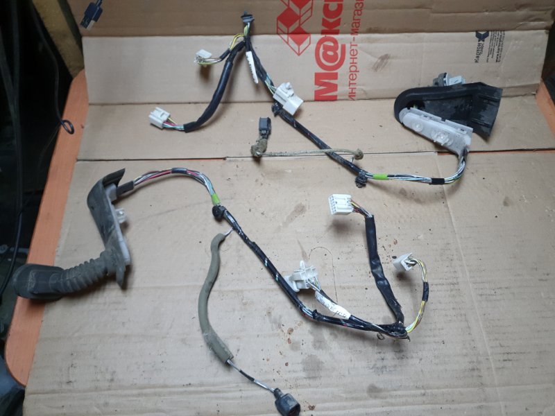 Проводка двери Mazda CX-7 2009 ER