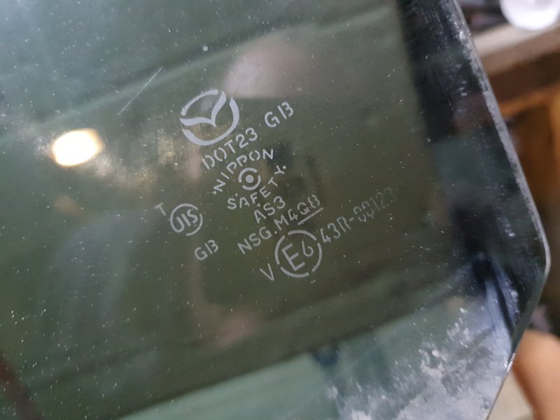 Стекло двери Mazda CX-7 2009 ER