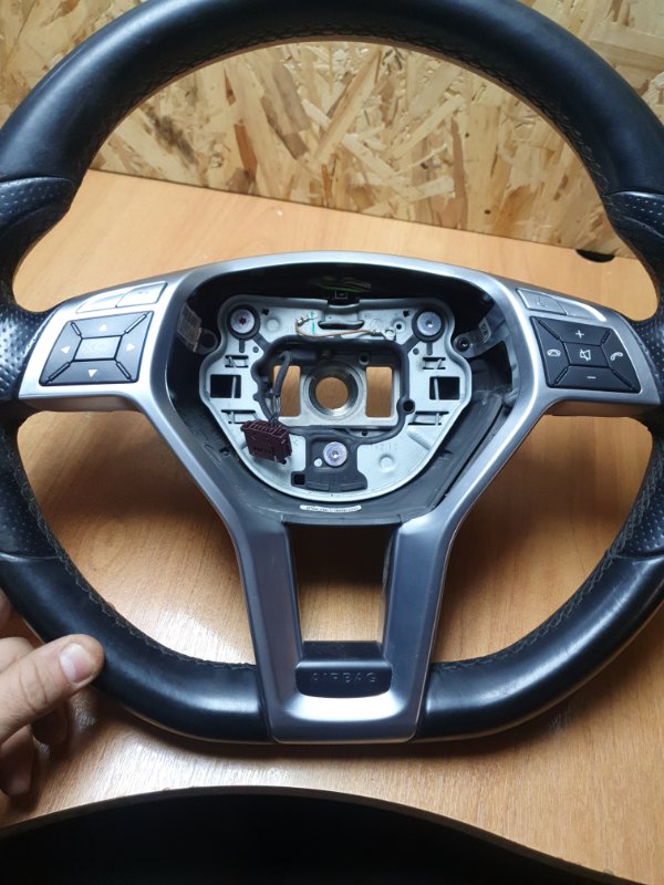 Руль Mercedes-Benz C-Class 2012 W204